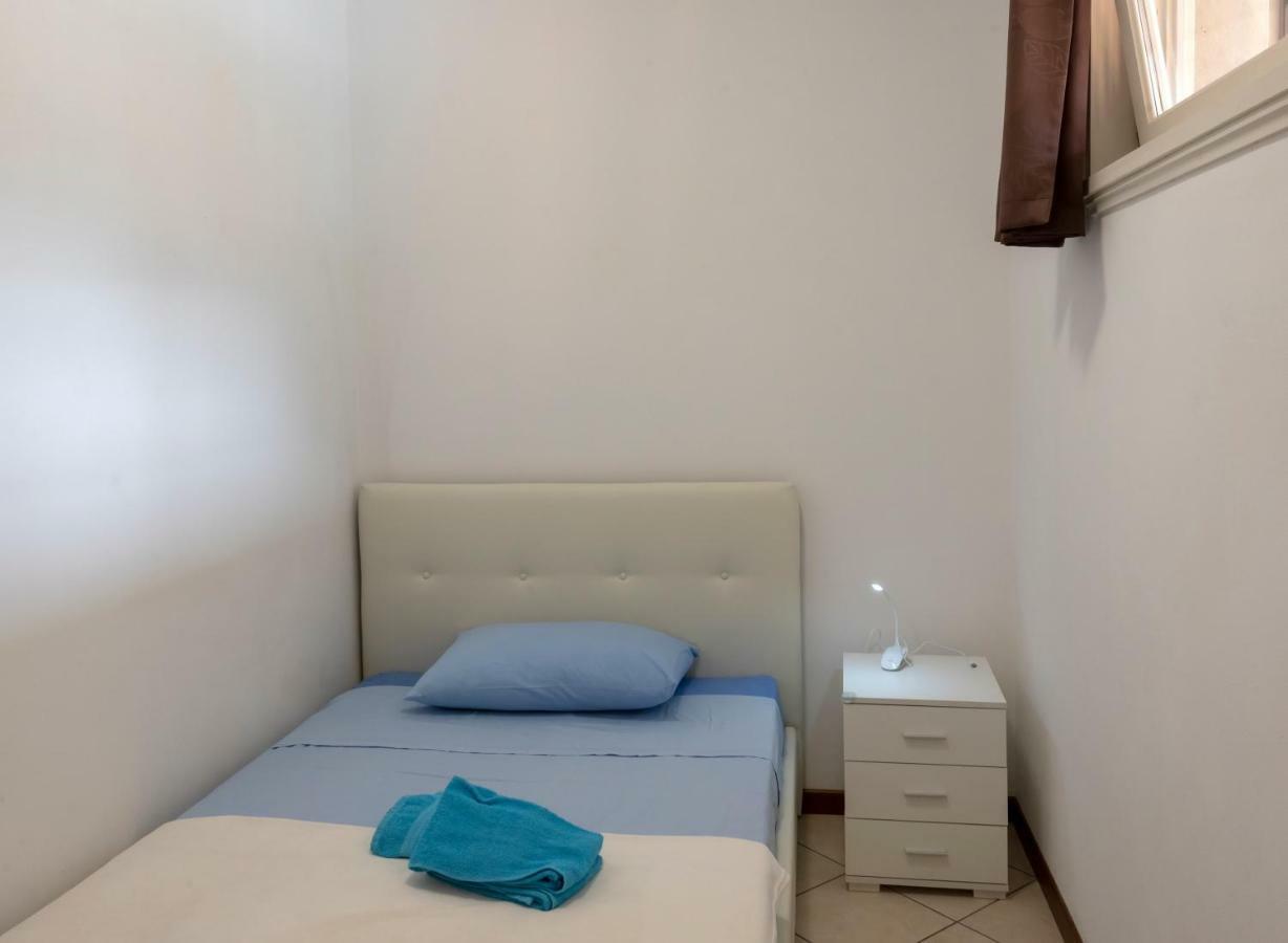 Be Lake Apartment Baveno Exterior foto